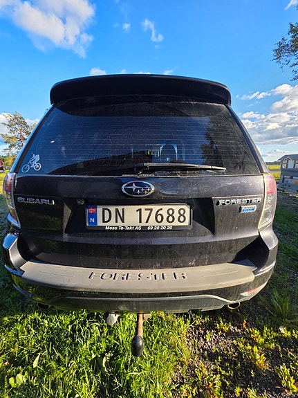 Subaru Forester 4 of 13