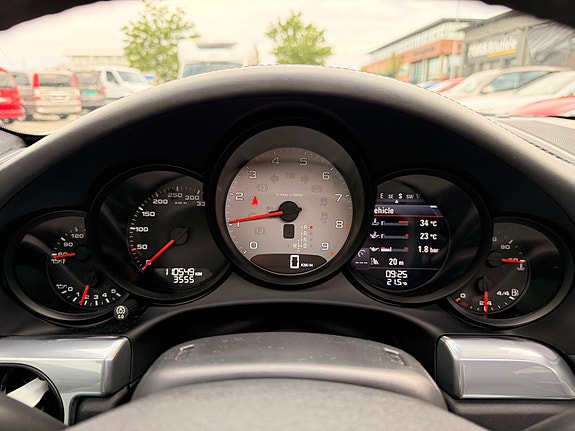 Porsche 911 Carrera S 27 of 30