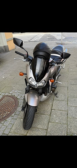Kawasaki Z 750 6 of 6