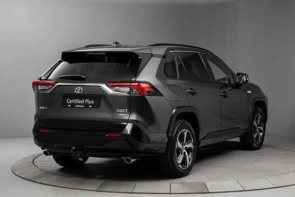Toyota RAV4 4 of 30