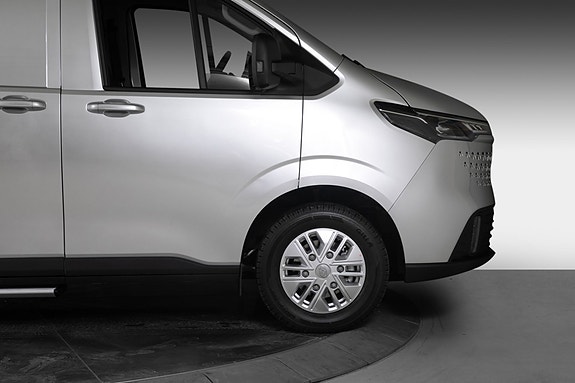 Maxus e-Deliver 7 14 of 23