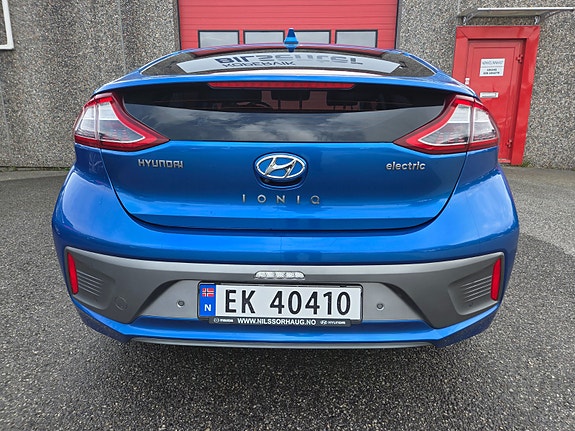 Hyundai IONIQ 4 of 19