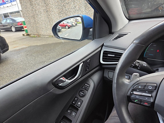 Hyundai IONIQ 9 of 19