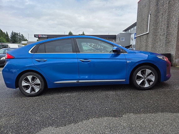 Hyundai IONIQ 6 of 19