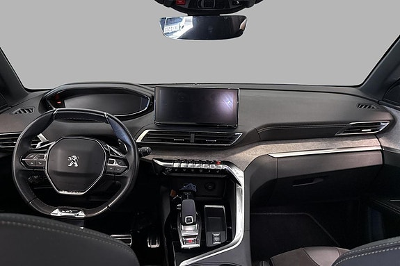Peugeot 5008 16 of 30