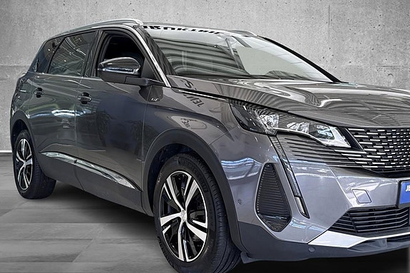 Peugeot 5008 2 of 30