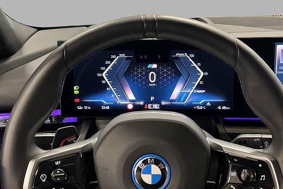 BMW i5 7 of 23