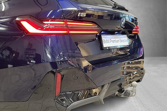 BMW i5 23 of 23