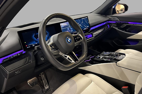 BMW i5 5 of 23