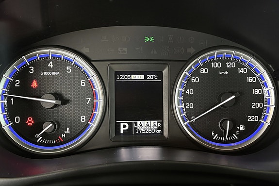 Suzuki SX4 15 of 30