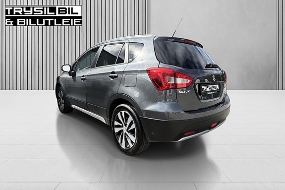 Suzuki SX4 8 of 30