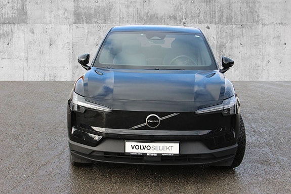 Volvo EX30 2 of 30