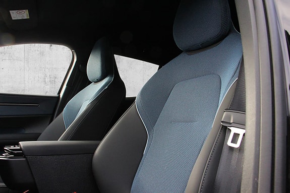 Volvo EX30 11 of 30