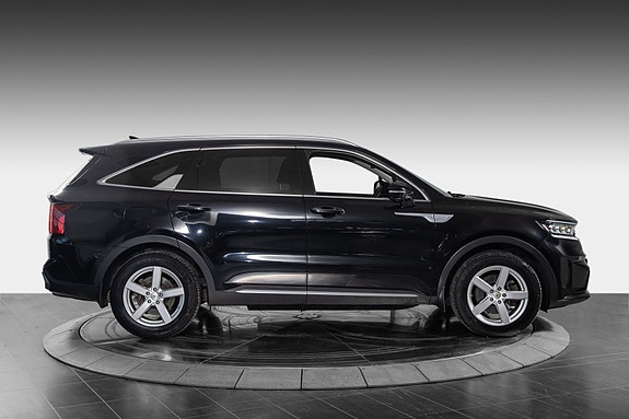 Kia Sorento 9 of 30