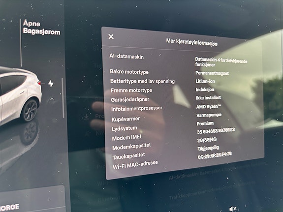 Tesla Model Y 14 of 20