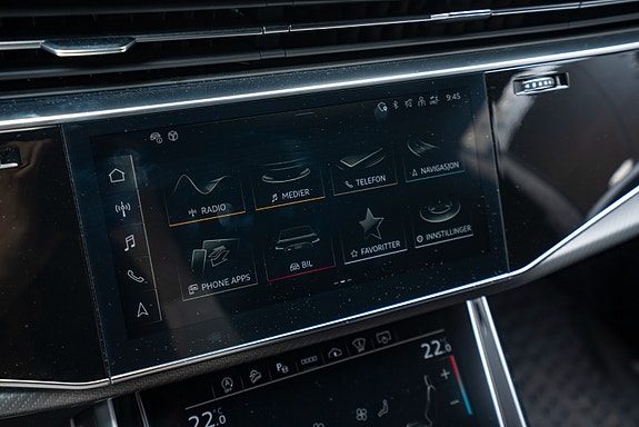 Audi RS Q8 19 of 26