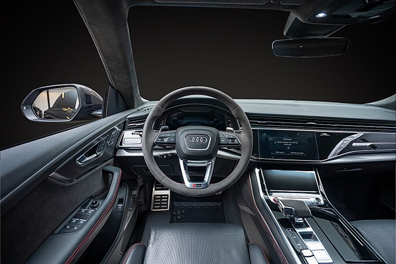 Audi RS Q8 13 of 26