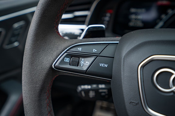 Audi RS Q8 15 of 26
