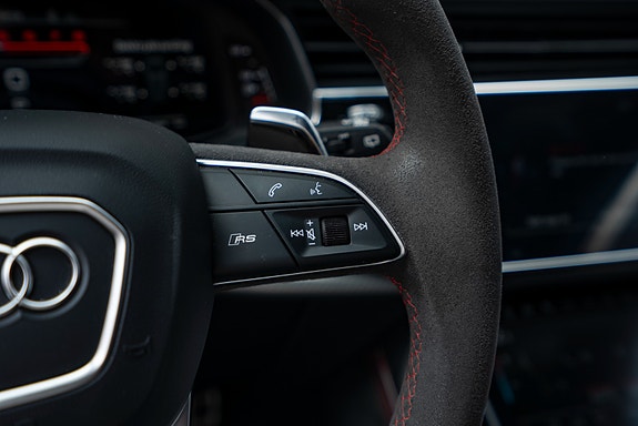 Audi RS Q8 16 of 26