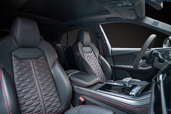 Audi RS Q8 25 of 26