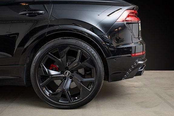 Audi RS Q8 6 of 26