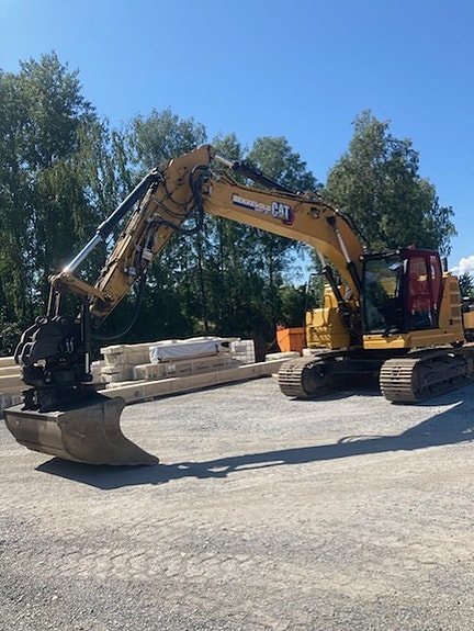 Cat 325 5 of 8