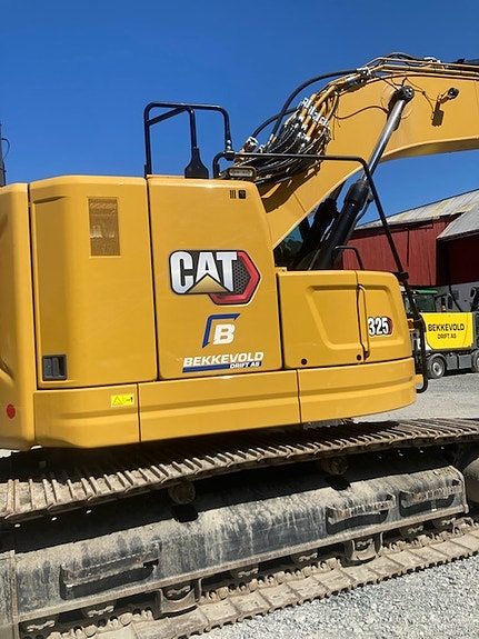 Cat 325 2 of 8