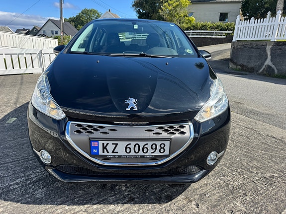 Peugeot 208 7 of 14