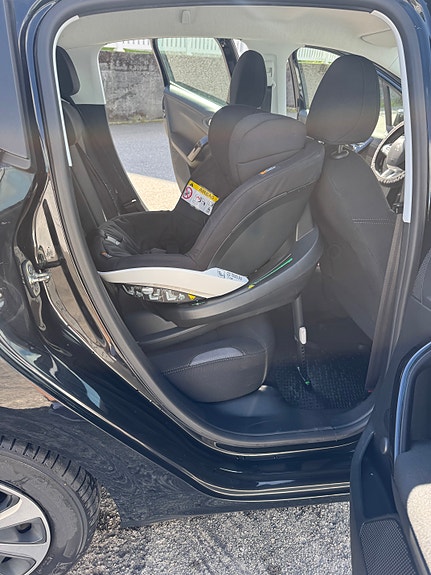 Peugeot 208 13 of 14