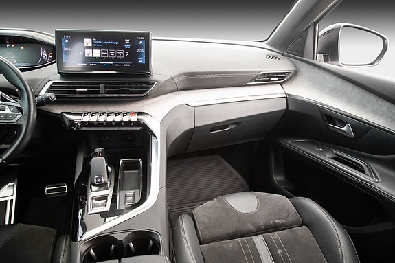 Peugeot 5008 18 of 27