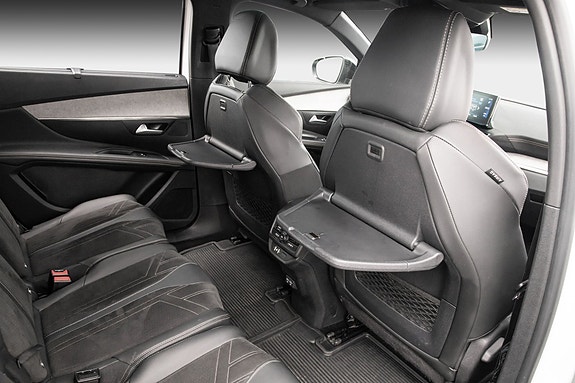Peugeot 5008 24 of 27