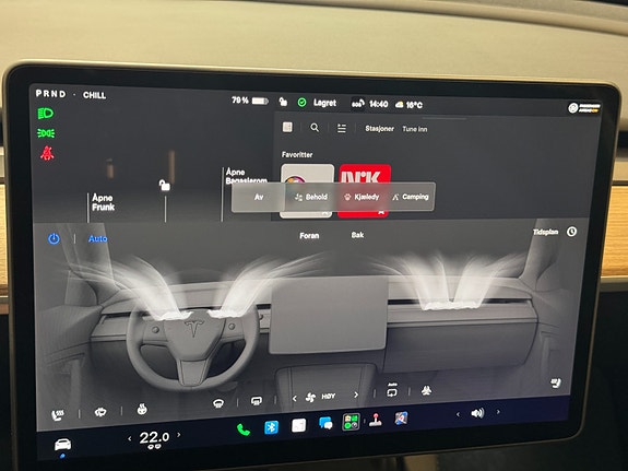 Tesla Model Y 16 of 19