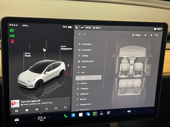 Tesla Model Y 15 of 19