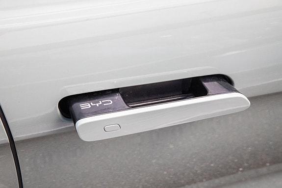 BYD Seal 12 of 30