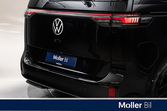 Volkswagen ID. Buzz 5 of 17