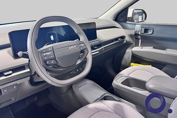 Kia EV3 8 of 16