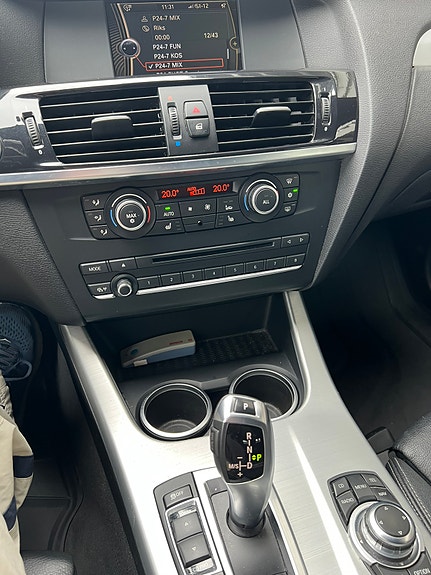 BMW X3 20 of 24