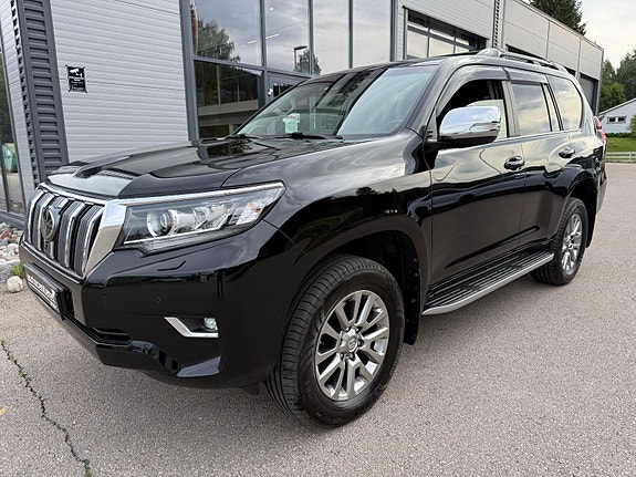 Toyota Land Cruiser 6 of 17