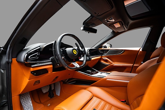 Ferrari Purosangue 10 of 29