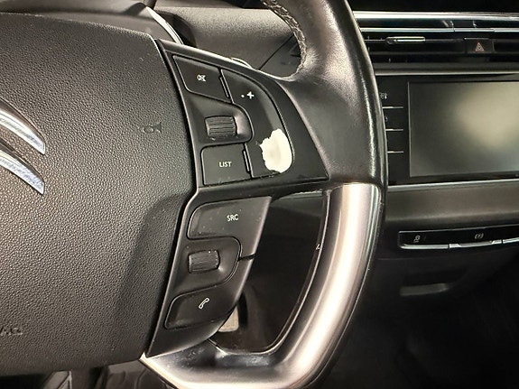 Citroen C4 Picasso 21 of 30