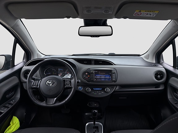 Toyota Yaris 22 of 26