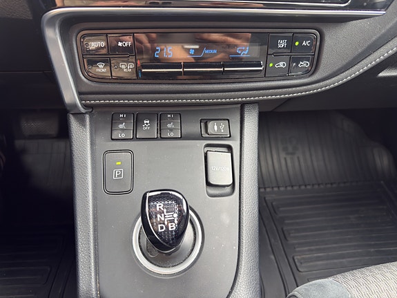 Toyota Auris 20 of 24