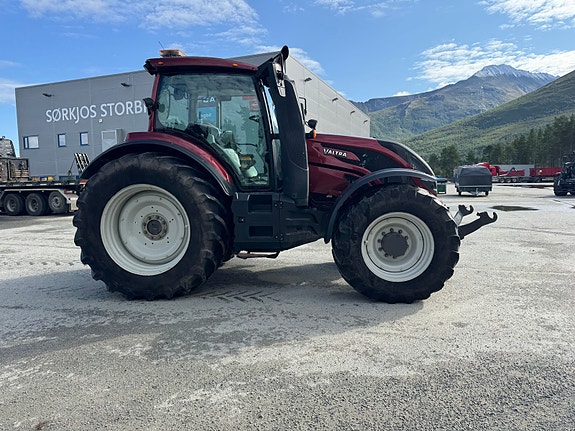 Valtra T174 2017, kr 750 000,-