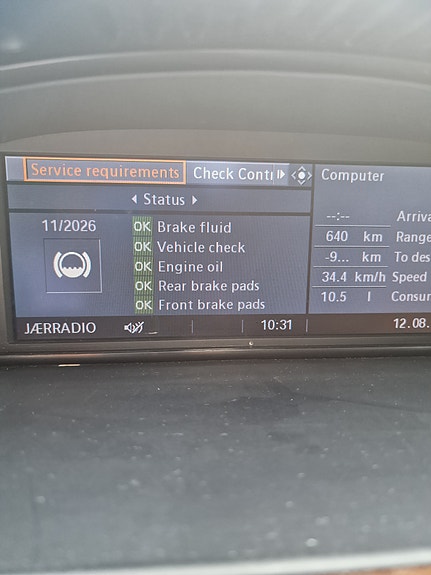 BMW 523i 27 of 27