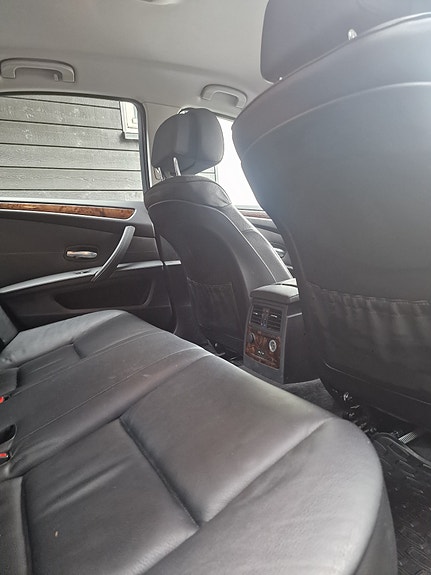 BMW 523i 21 of 27