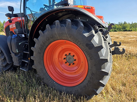 Kubota M7-173 kvt premium utgave - topputstyrt - 2022-mod - bør sees! 30 of 30