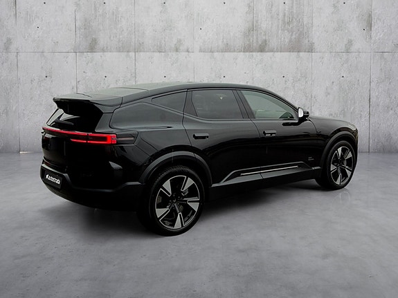 Polestar 3 5 of 19