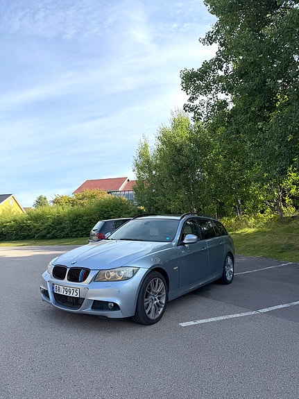 BMW 320xd 2 of 18
