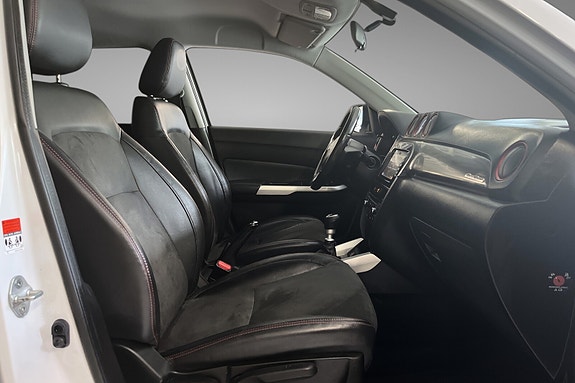 Suzuki Vitara 11 of 16