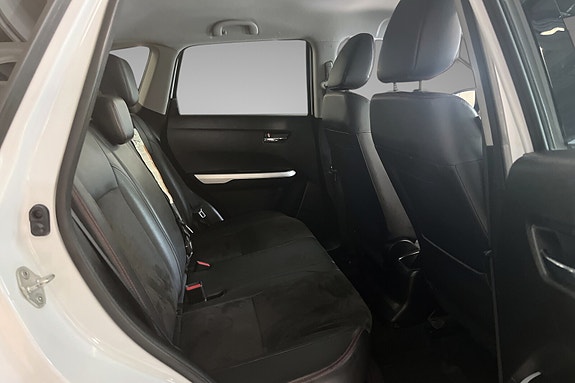 Suzuki Vitara 12 of 16